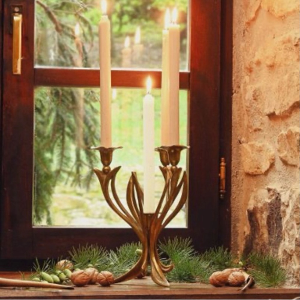 Art Nouveaut Brass Candleholder